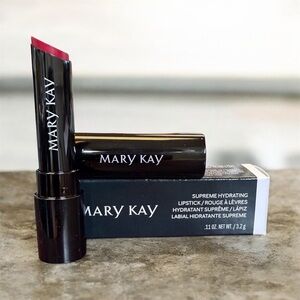 Mary Kay Supreme Hydrating Lipstick - Fuchsia Dream NIB